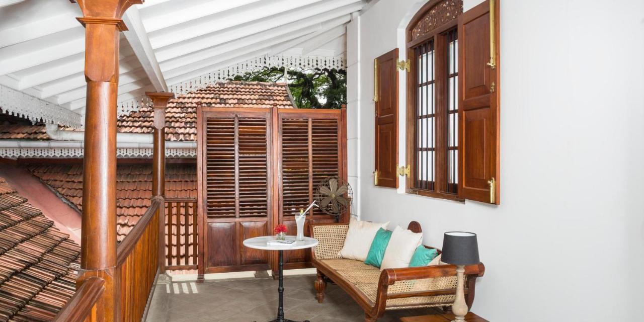 Maniumpathy Hotel Colombo Eksteriør bilde