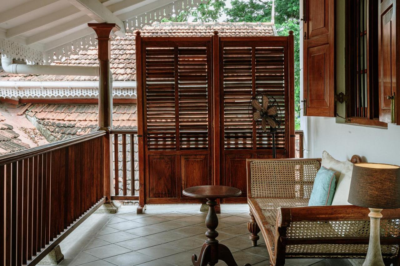 Maniumpathy Hotel Colombo Eksteriør bilde